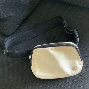 Lululemon canvas Cream Waist Bag with Black Strap